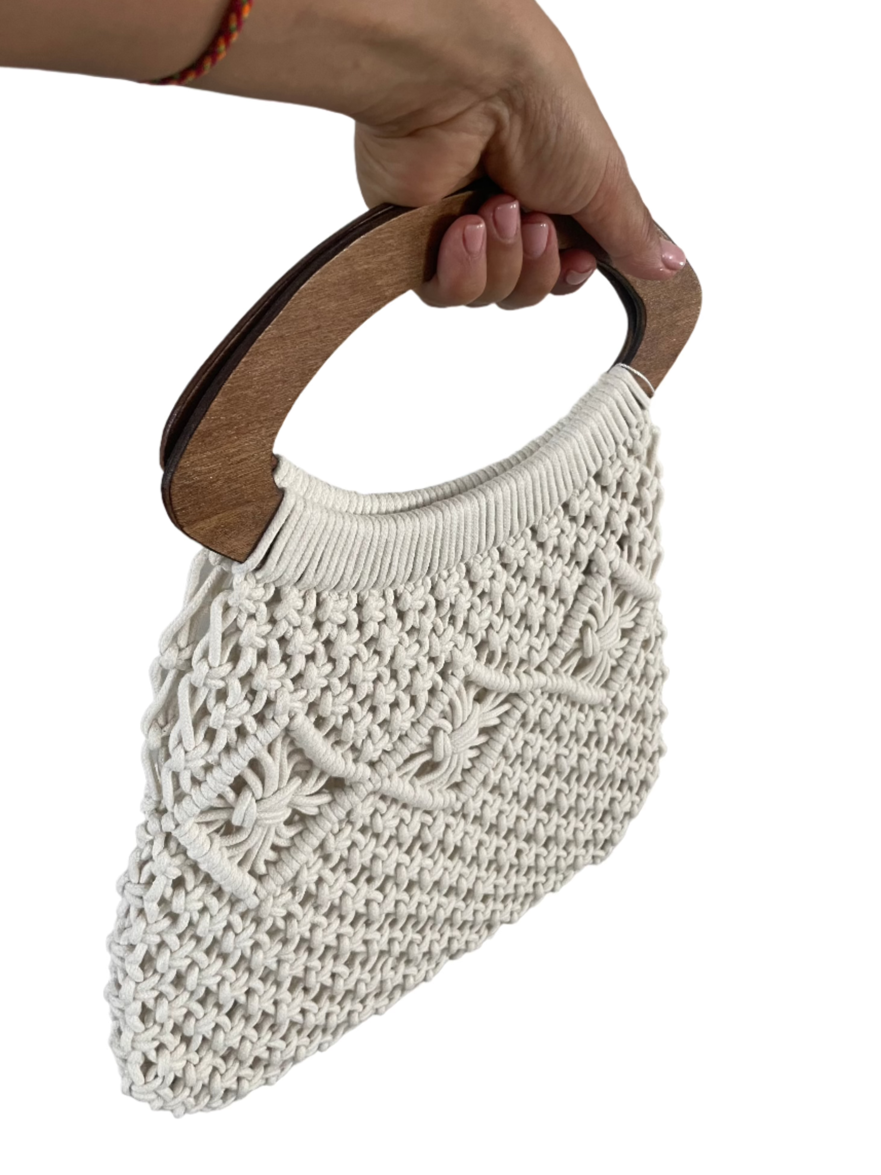 White crochet bag with wooden handles