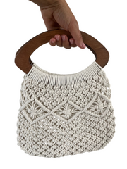 White crochet bag with wooden handles 
